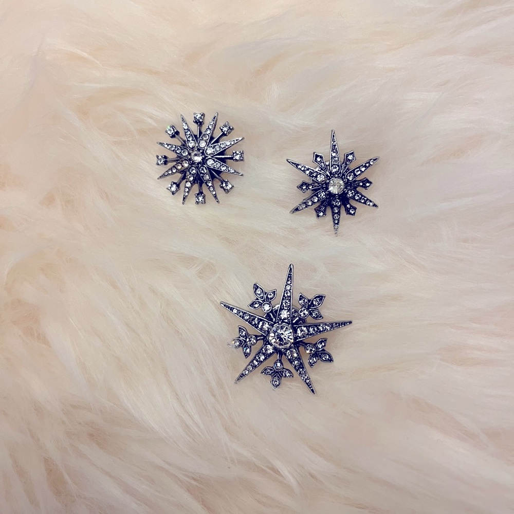 Chloe and Isabel starburst pins